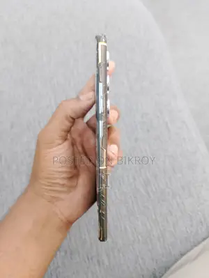 টেকনো ক্যামন ৪০ প্রো ৪জি ২৫৬ জিবি পার্পল