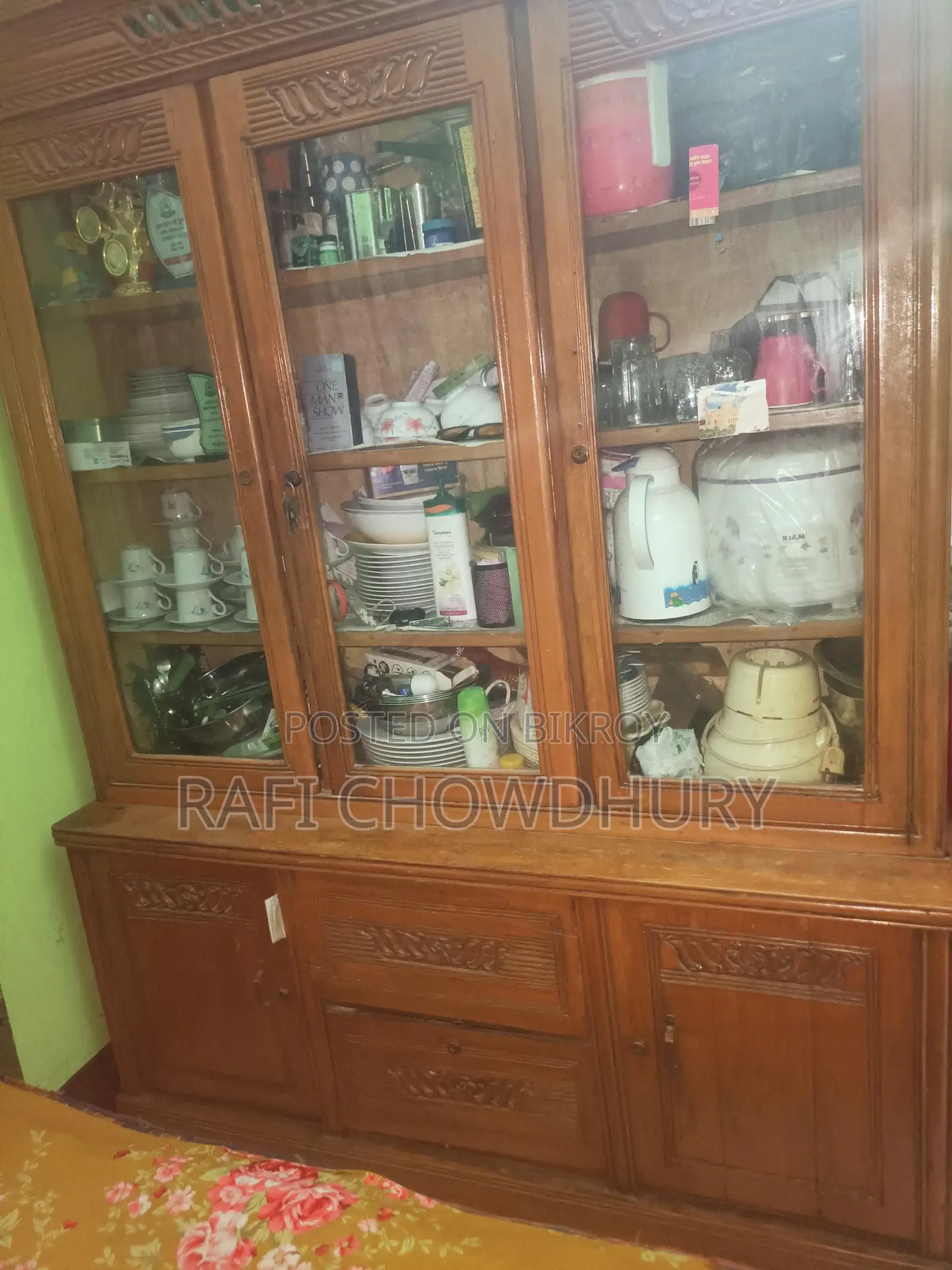 Showcase for Home Decor
