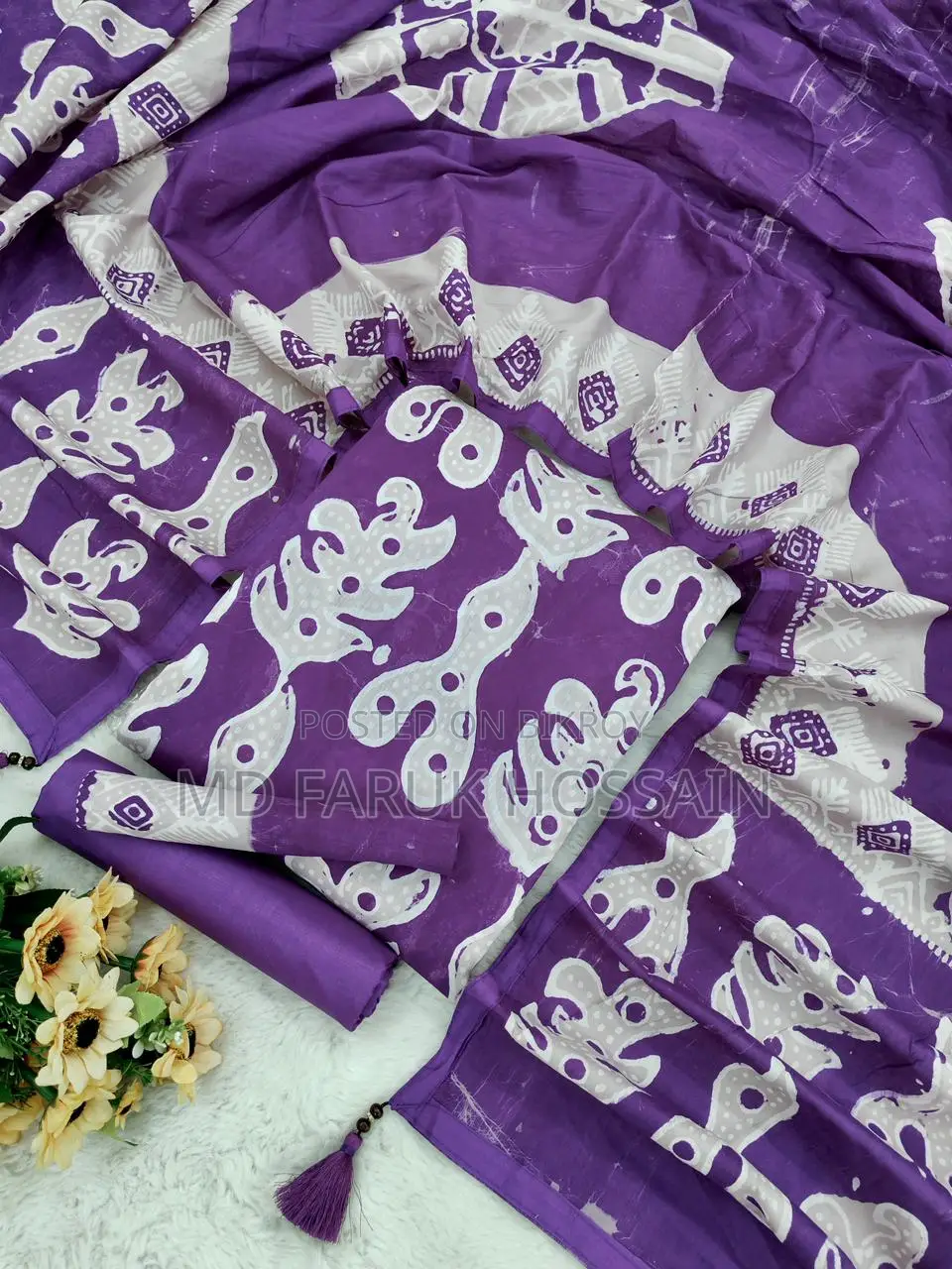 একতা বাটিক থ্রি পিস