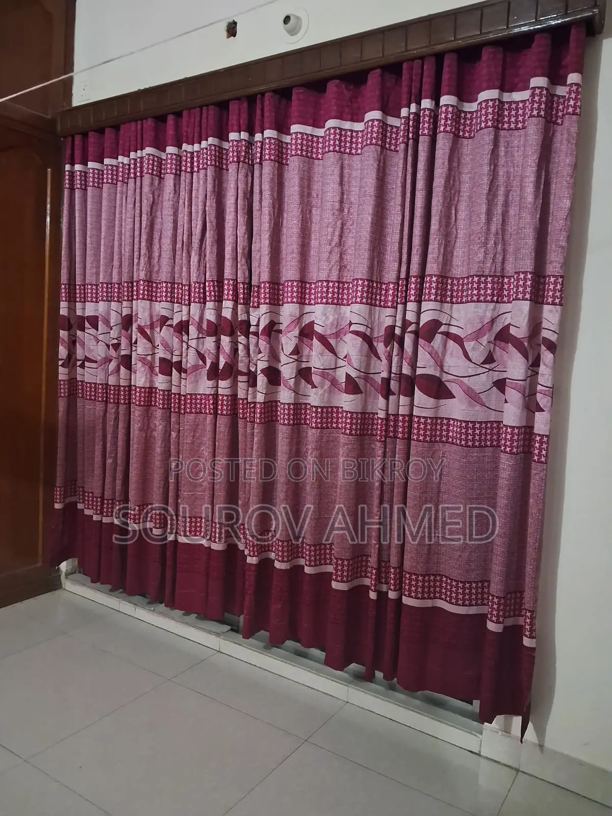 7 Pieces of Stylish and Premium Quality Curtains