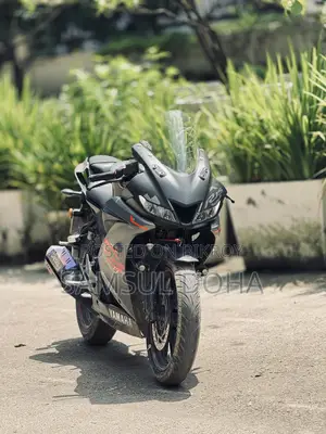 Yamaha R15 2021
