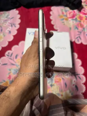 Vivo Y33s (Used)