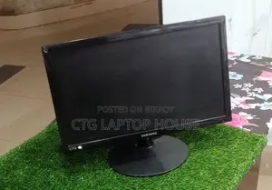 Samsung 19" LED Monitor