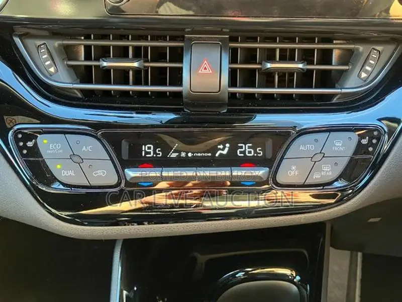 Toyota C-HR Hybrid S package 2021