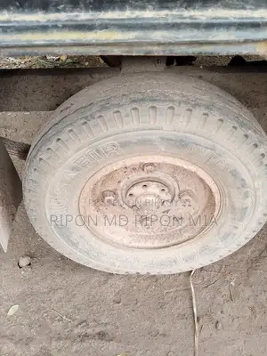 একটা টেম্পু গাড়ি