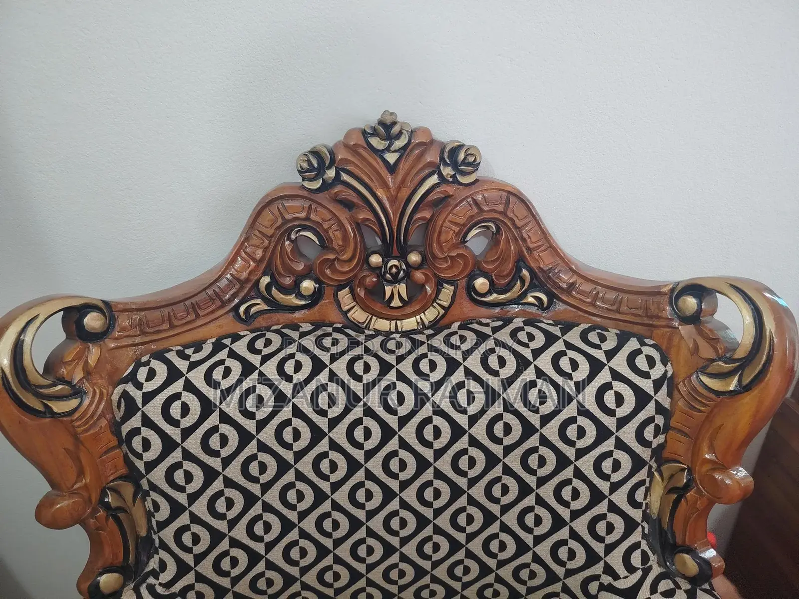 Victoria Sofa Set