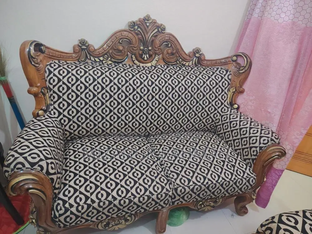 Victoria Sofa Set
