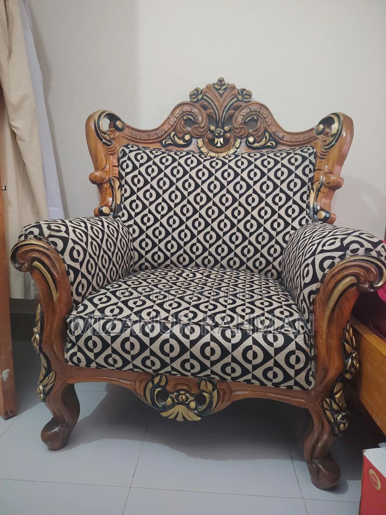 Victoria Sofa Set
