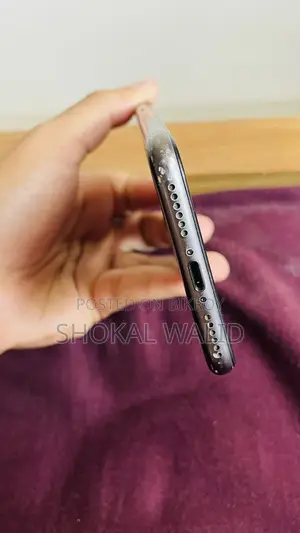 Apple iPhone 8 64 gb (Used)