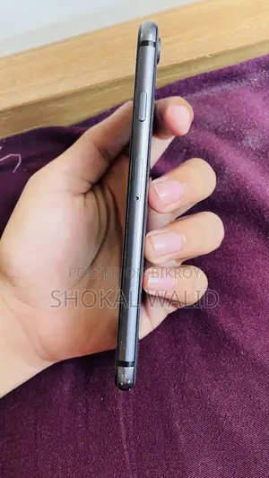 Apple iPhone 8 64 gb (Used)