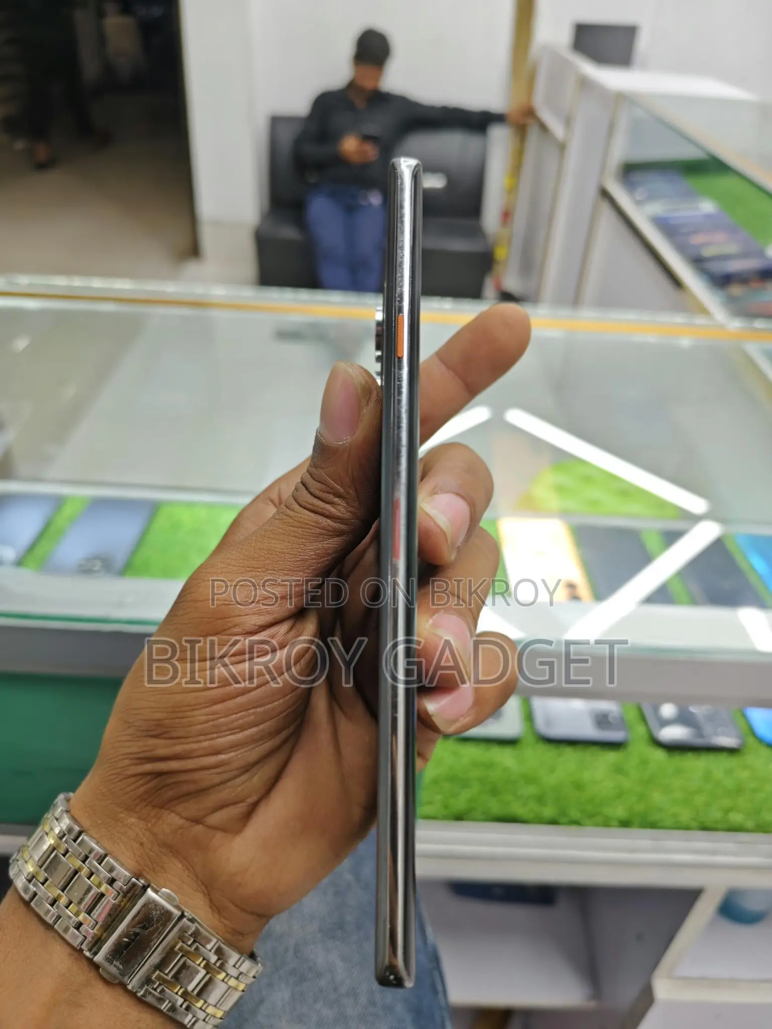 Tecno Camon 40 Pro 8/256 (Used)