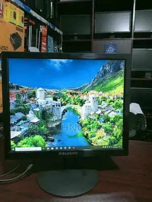 Gigasonic 17inch HD+ Monitor With BOX (HDMI) | Brand New Condition