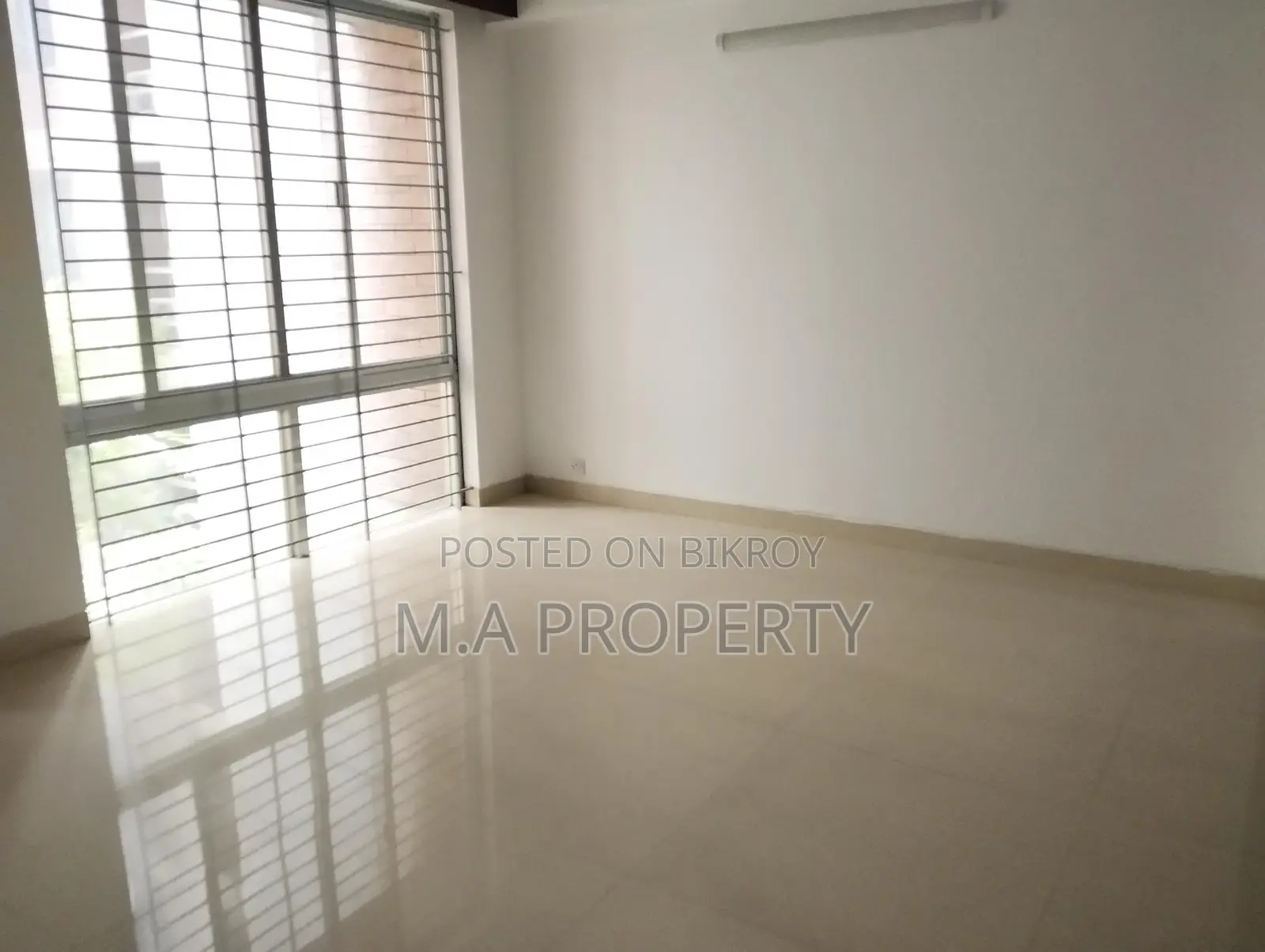 NORTH GULSHAN 4200 SFT 4BED SEMI-FURNISHED FLAT FOR RENT