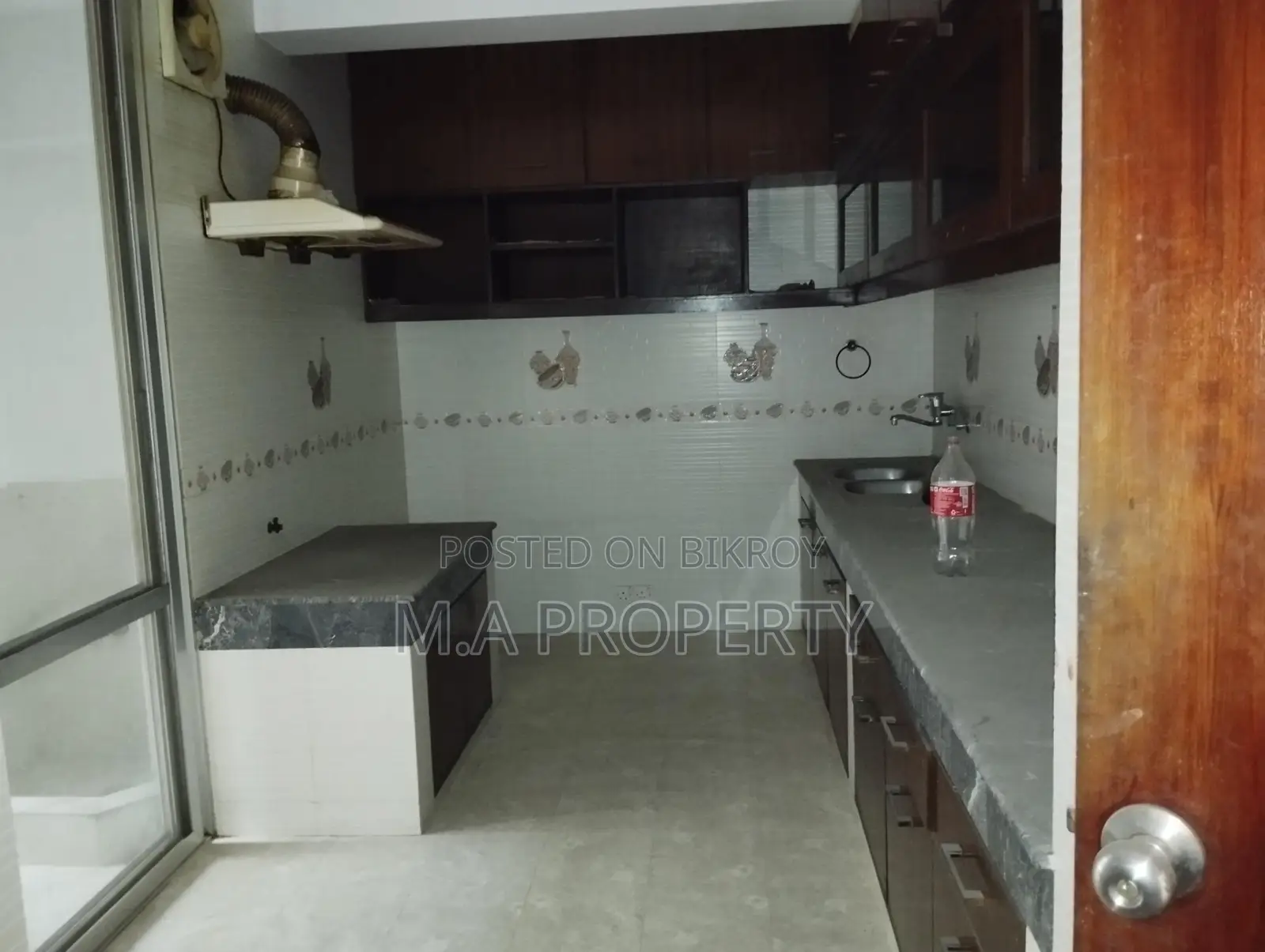 NORTH GULSHAN 4200 SFT 4BED SEMI-FURNISHED FLAT FOR RENT
