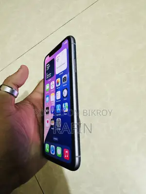 Apple iPhone 11 (Used)