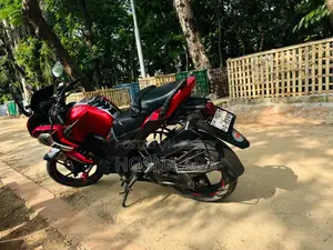 Yamaha Fazer 2014