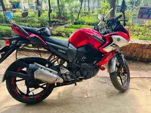 Yamaha Fazer 2014