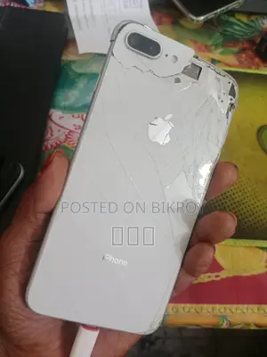 Apple iPhone 8 Plus (Used)