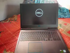 Dell G7 Gaming Laptop i7