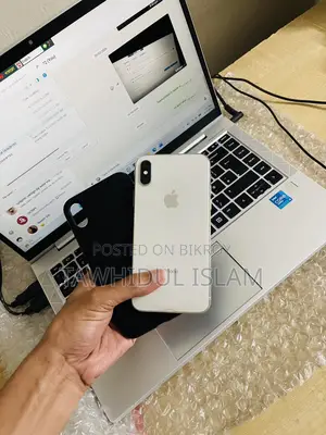 Apple iPhone X (Used)