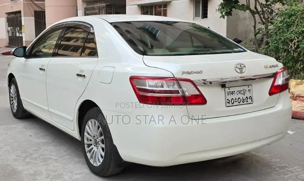 Toyota Premio G Superior F Ex 2015