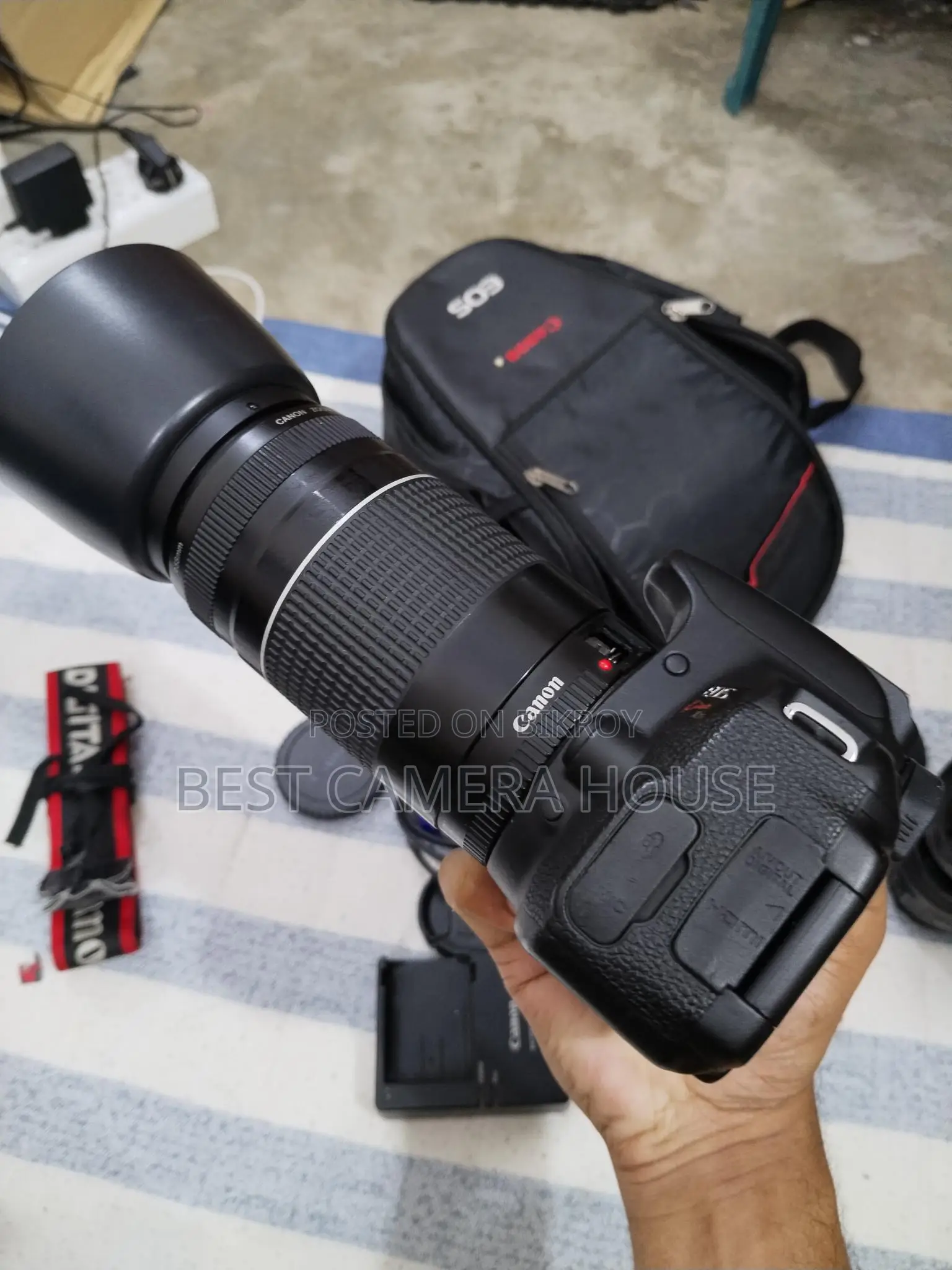 700d+75-300mm zoom (shadow)