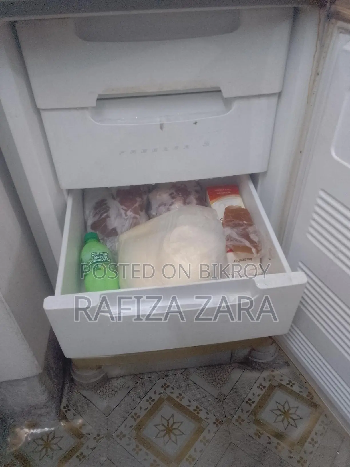 Refrigerator