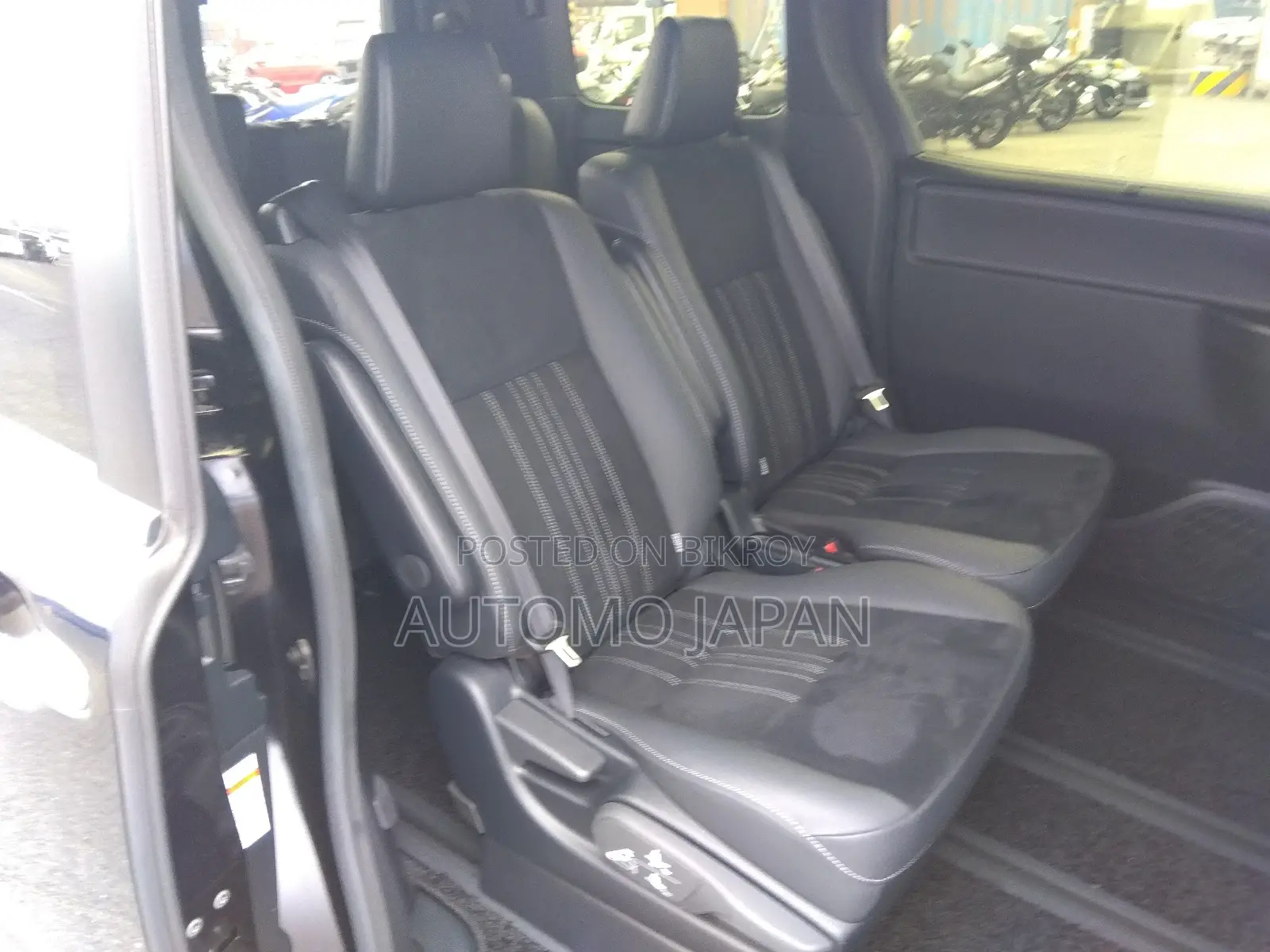 Toyota Esquire GI Premium 2022