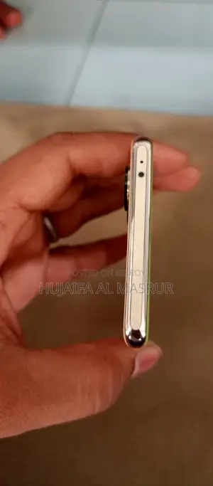 OPPO Reno 9 (Used)
