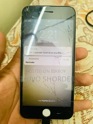 Apple iPhone 6 16 GB White