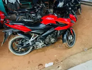 Bajaj Pulsar AS 150 2016