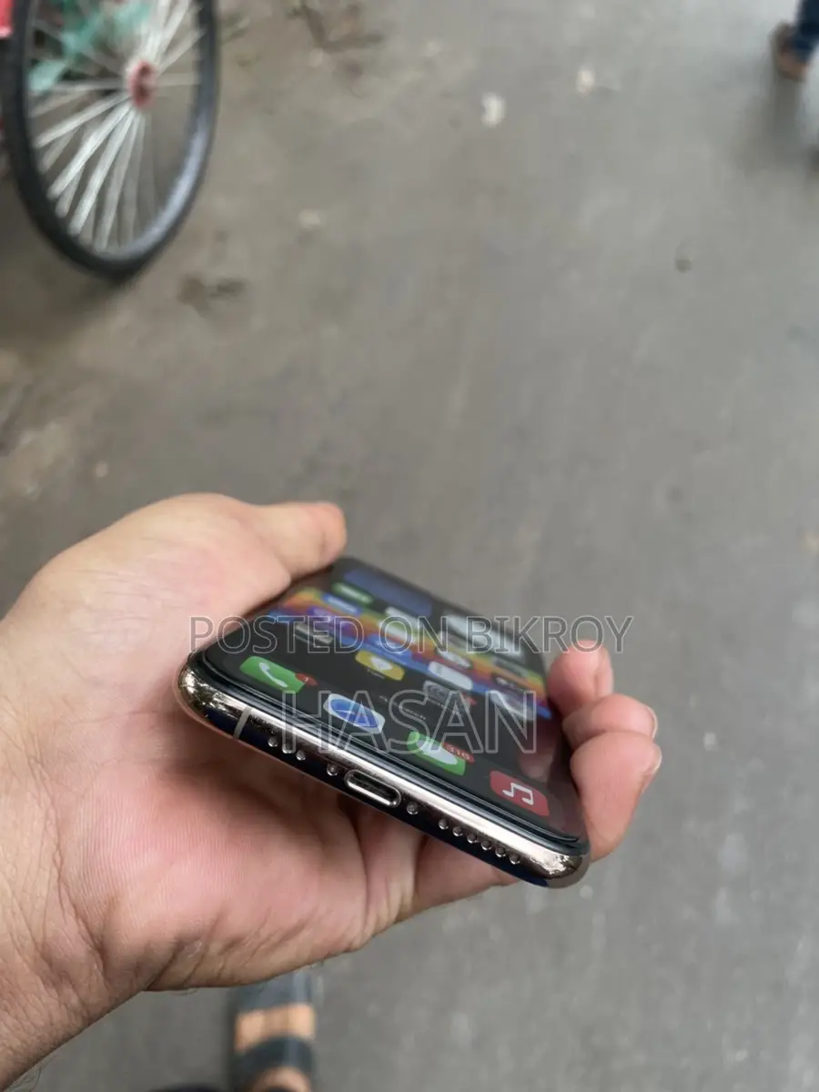 Apple iPhone XS 256gb (Used)