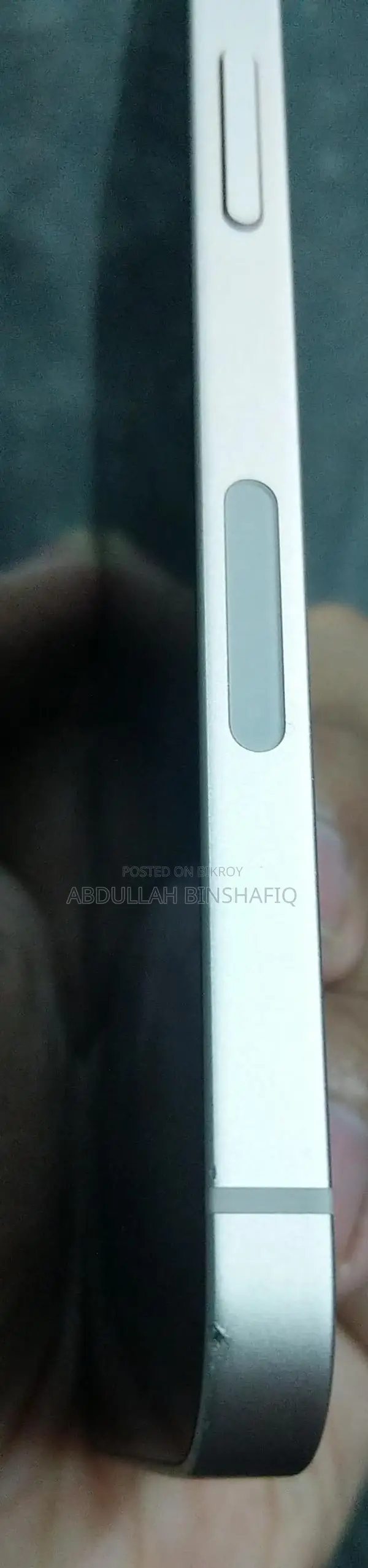 Apple iPhone 13 (Used)