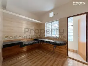 Ready flat for Sale! 2200 sqft at Bashundhara D Block