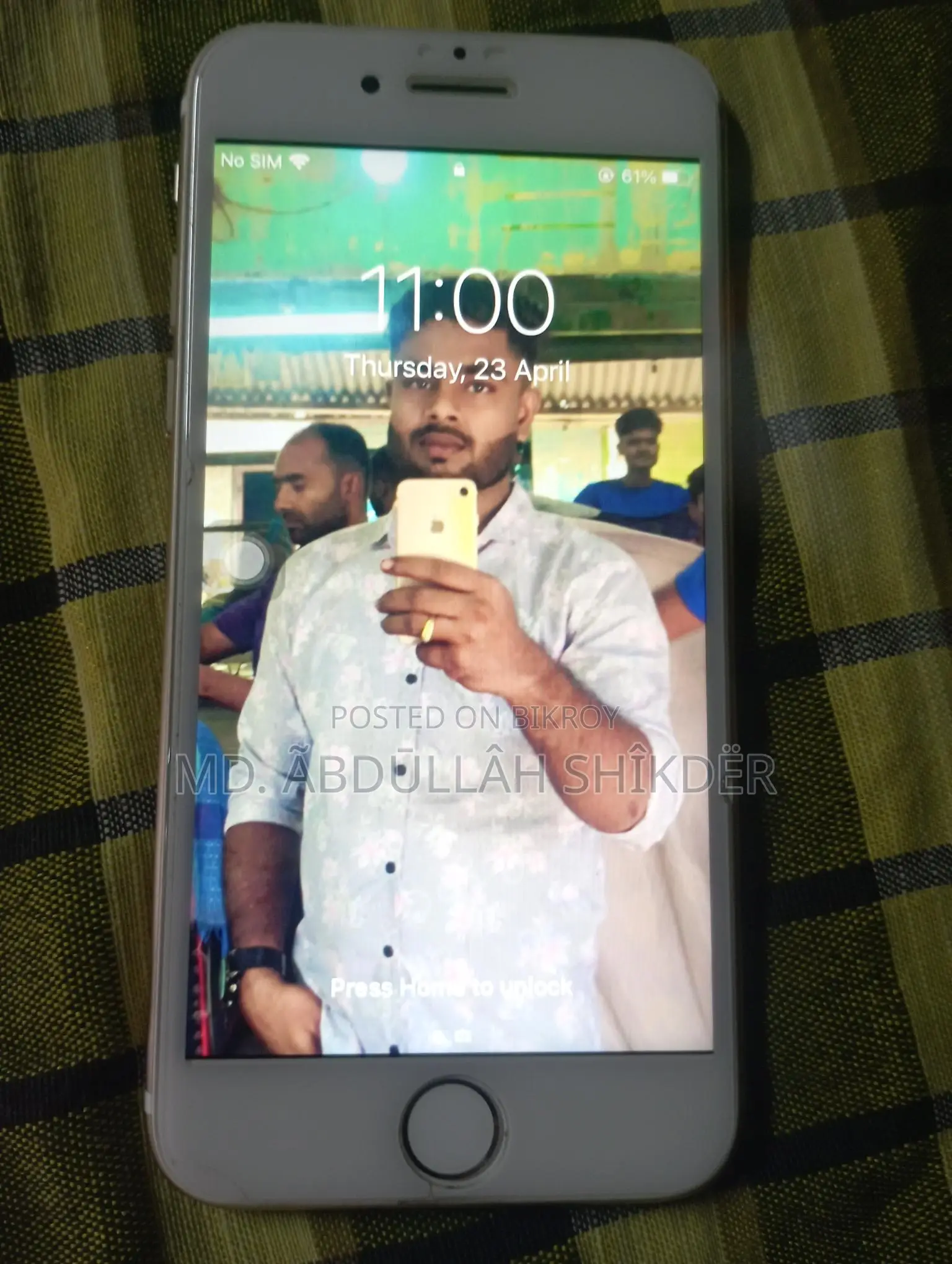 Apple iPhone 7 . (Used)
