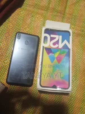 Samsung Galaxy M10 একদম ফ্রেশ (Used)