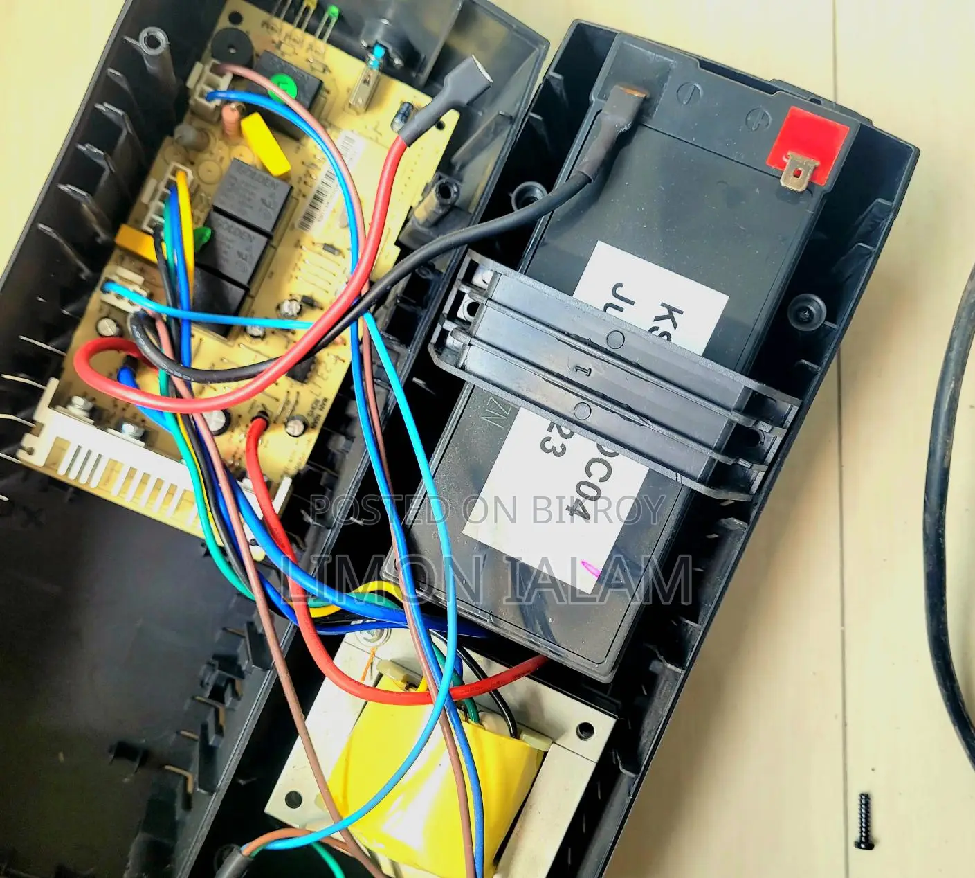 UPS Computer UPS - 650VA/300W