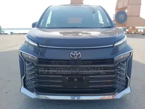 Toyota Voxy NON HYBRID S-Z PKG 2022