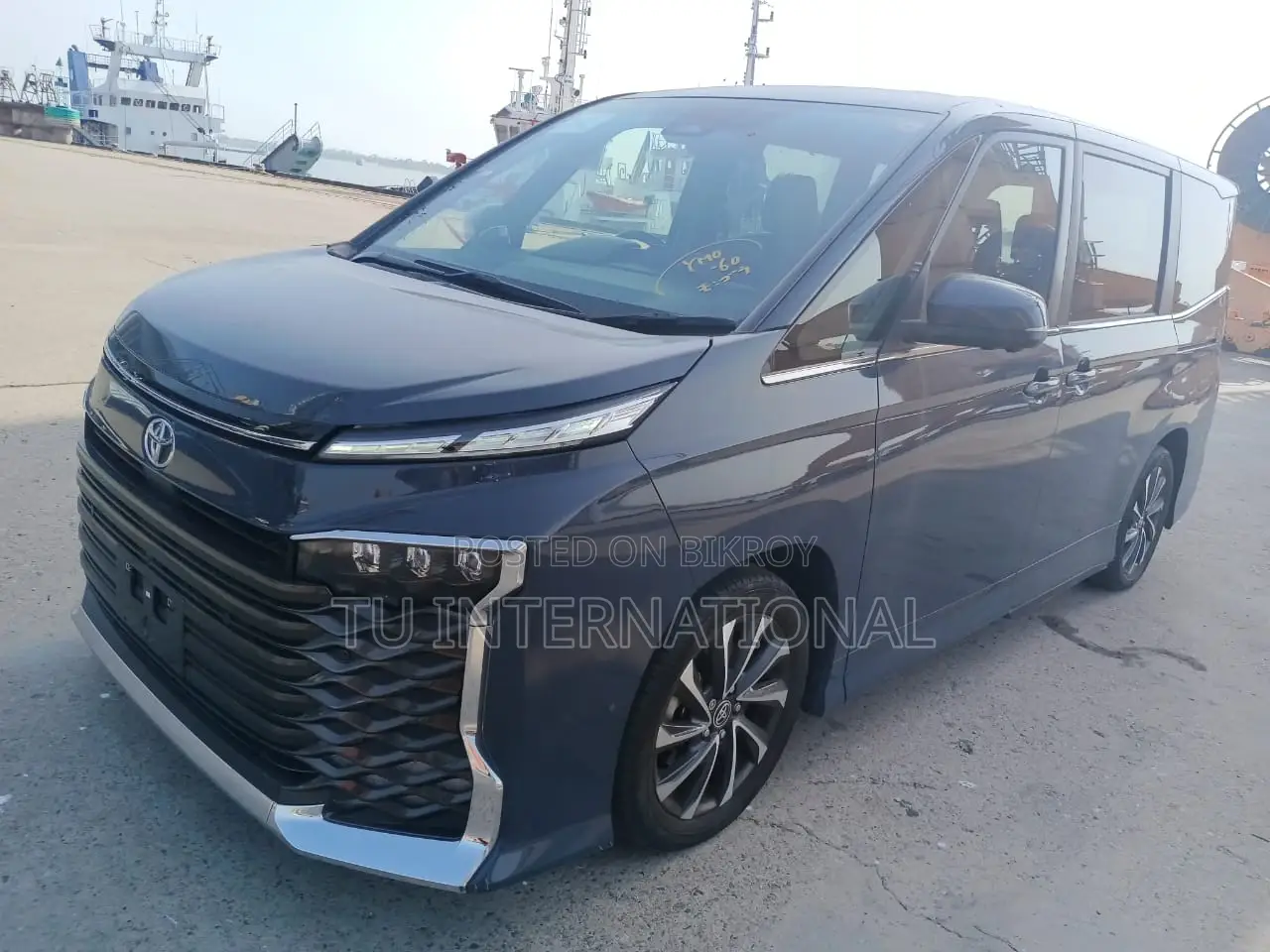 Toyota Voxy NON HYBRID S-Z PKG 2022