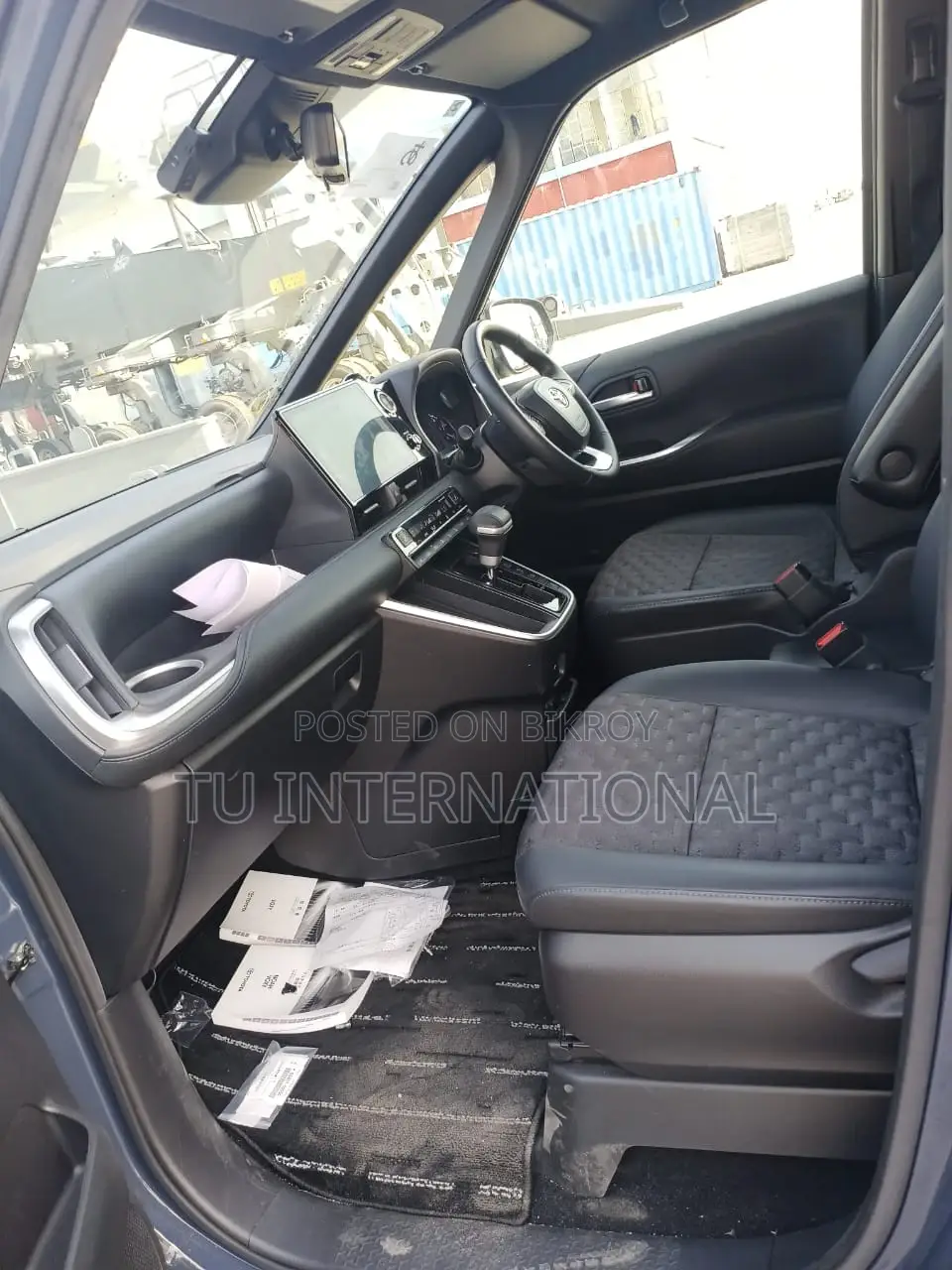 Toyota Voxy NON HYBRID S-Z PKG 2022