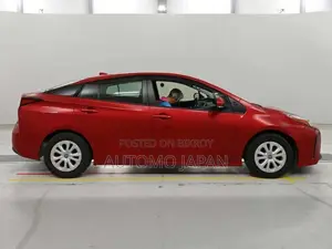 Toyota Prius S Safety 2020