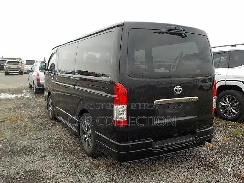 Toyota Hiace Super GL 2021