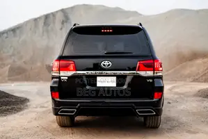 Toyota Land Cruiser Vx-V8 2015