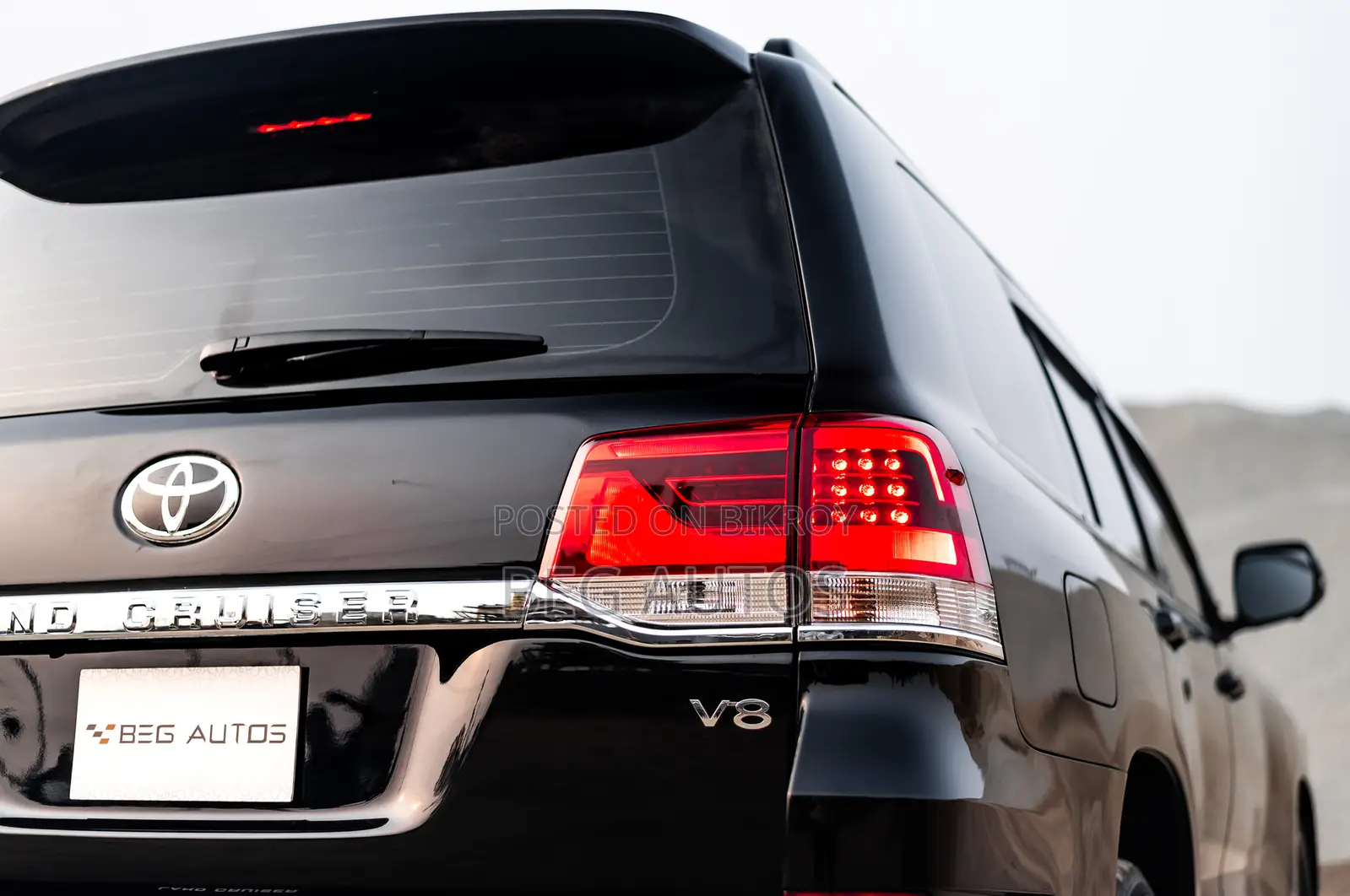 Toyota Land Cruiser Vx-V8 2015