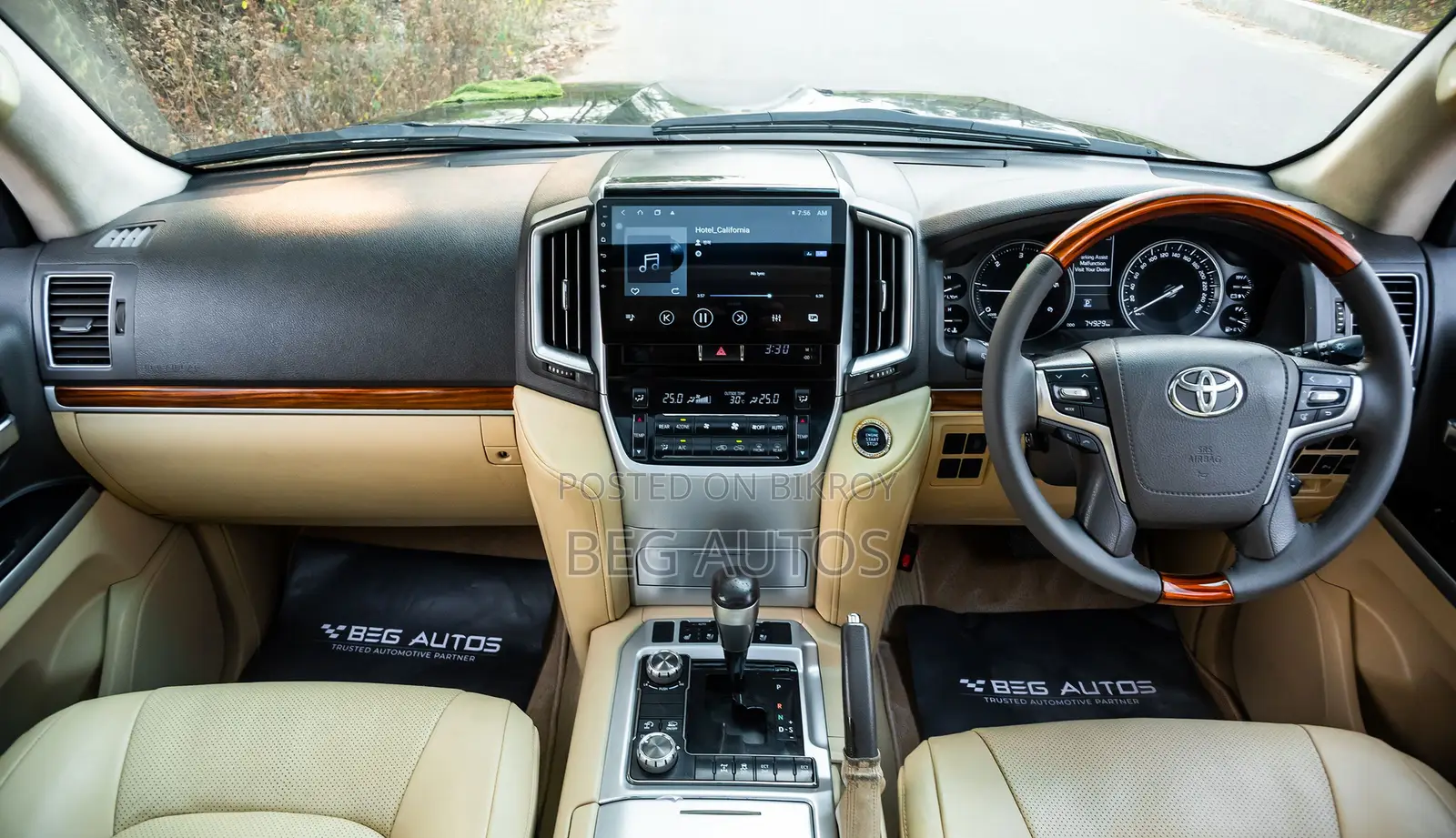 Toyota Land Cruiser Vx-V8 2015