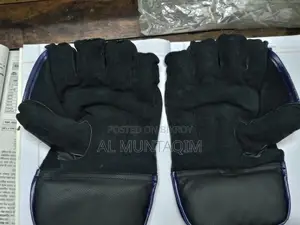 Keeper Gloves