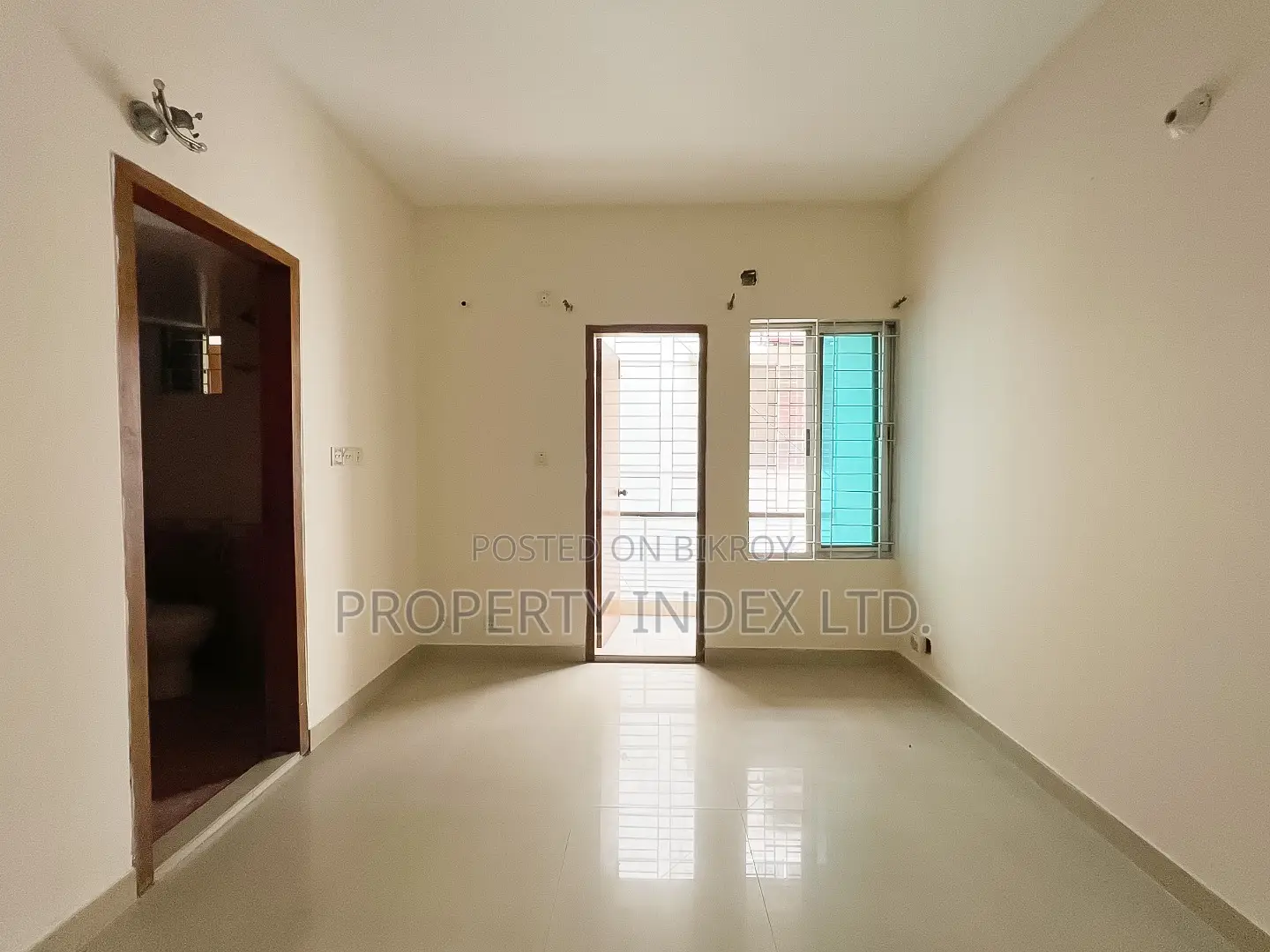 1550 Sqft Ready Apartment For Sale – Bashundhara R/a D Block