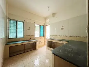 1550 Sqft Ready Apartment For Sale – Bashundhara R/a D Block