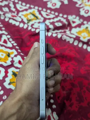 Apple iPhone 14 (Used)
