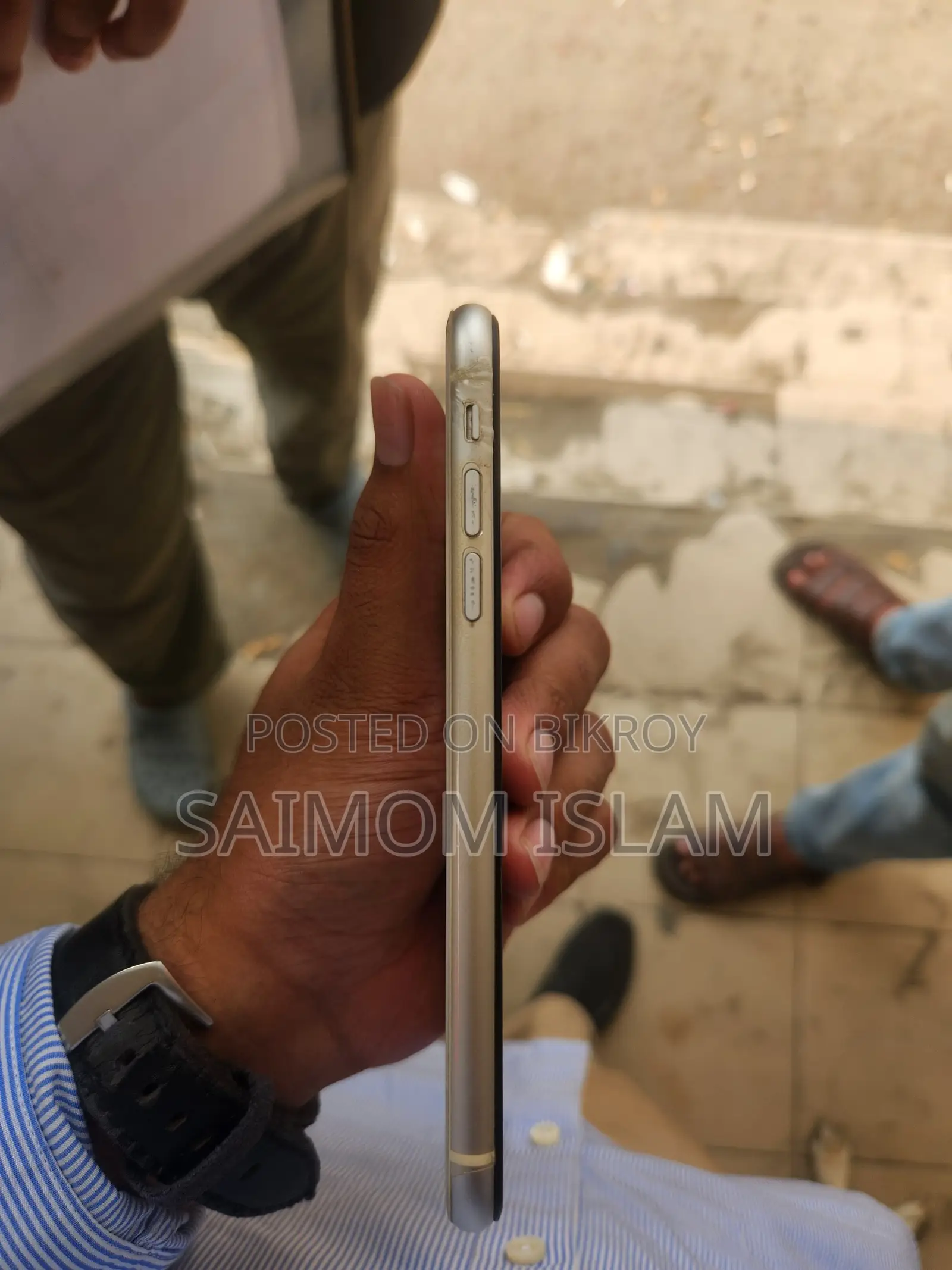 Apple iPhone 11 (Used)